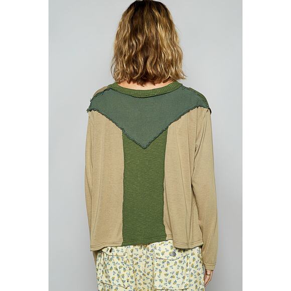 POL Color Block Contrast Notch Neck Long Sleeves Relaxed Fit Top | Matcha Green - Picture 2 of 5